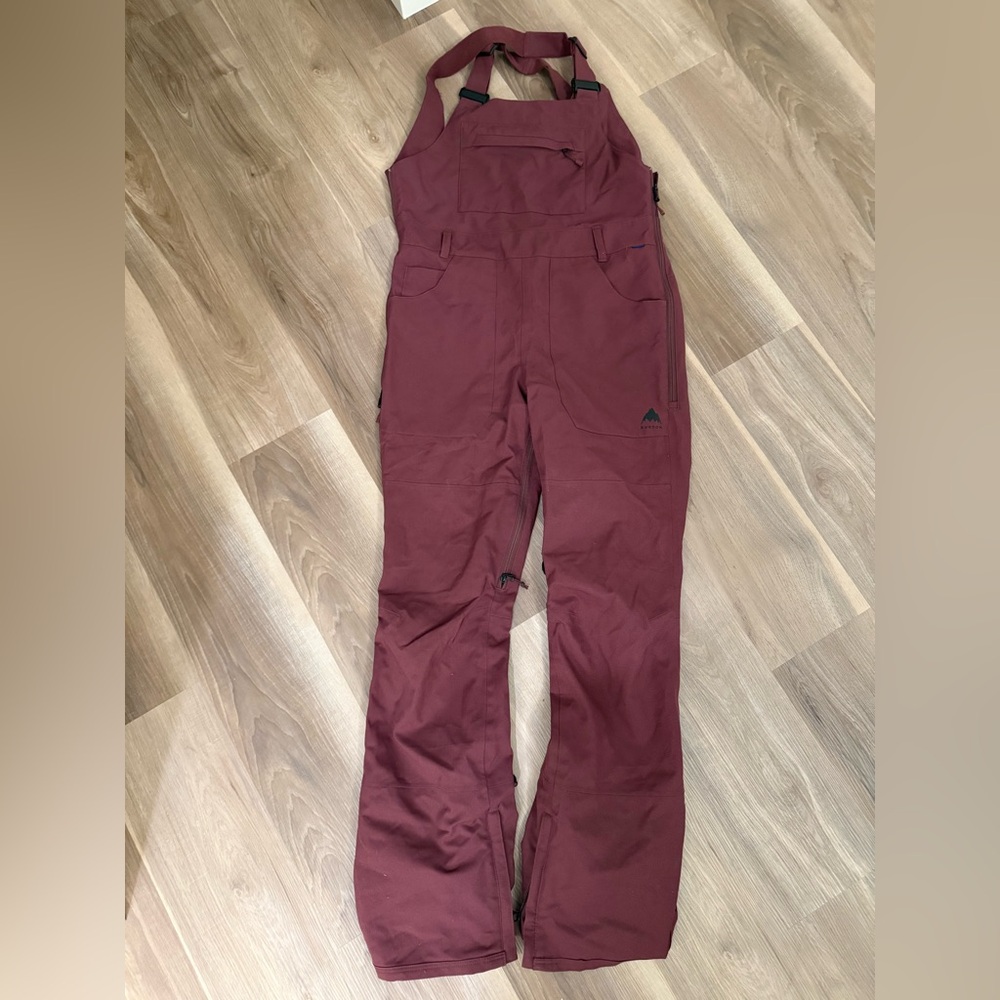 Women’s Burton Avon Bib Ski Pants. Small.